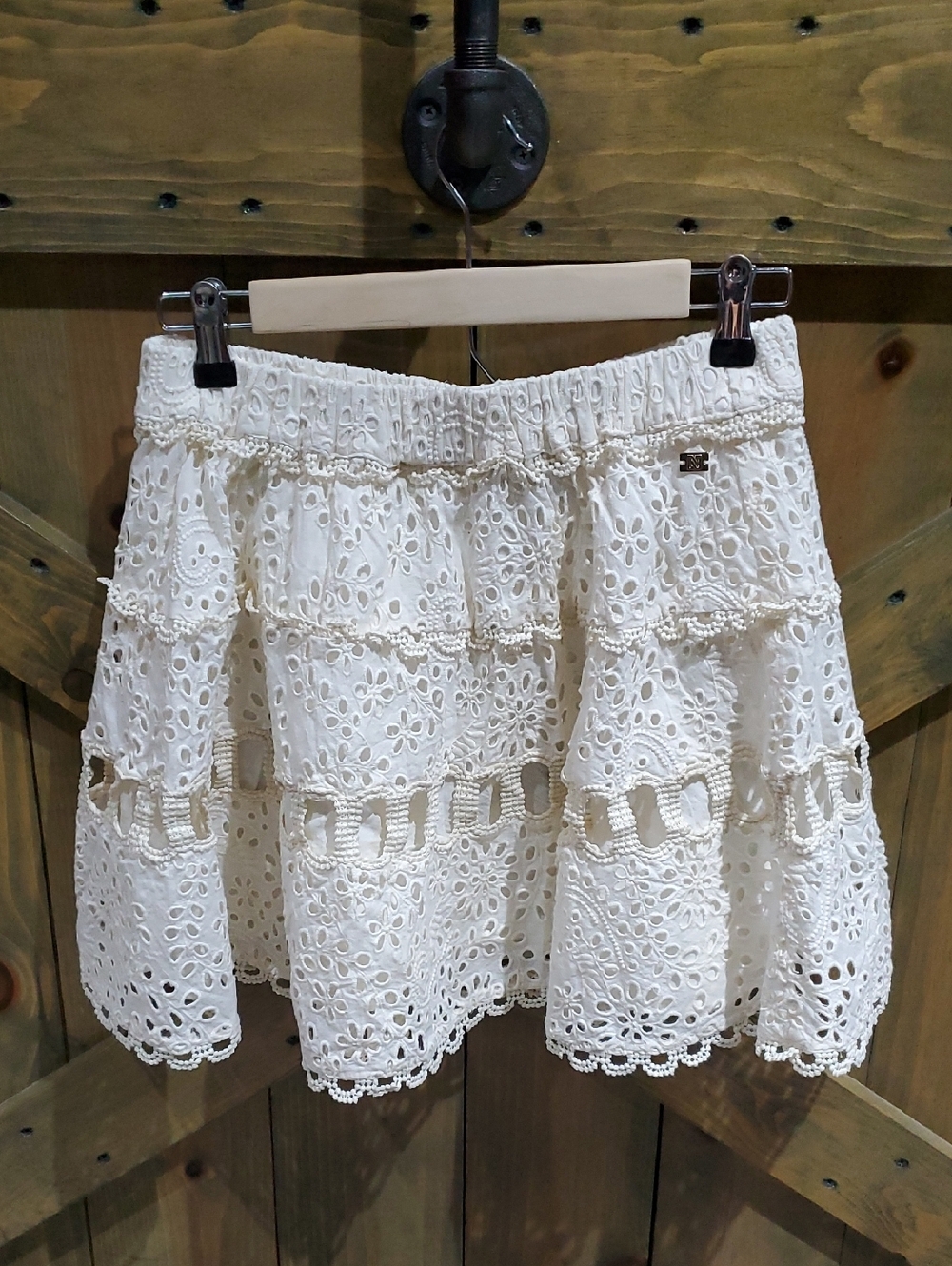 NIKKIE Eyelet Tiered Mini Skirt Cream Amsterdam Dutch Cottage Classroom Party